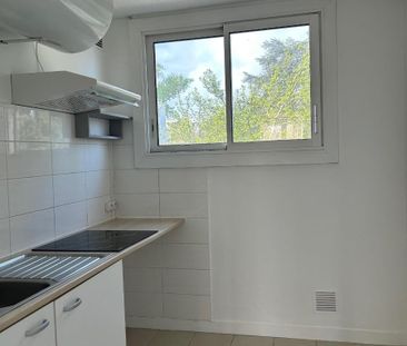 Location Appartement 4 pièces 65m² VILLENAVE D ORNON 33140 - Photo 4