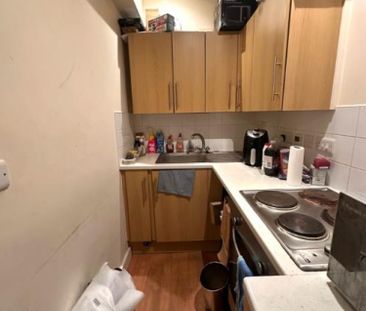 1 bedroom Flat To Let - Photo 4