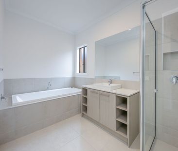 Brand New 4 Bedroom Home - Photo 4