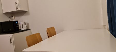 Södergatan, Märsta - Photo 2