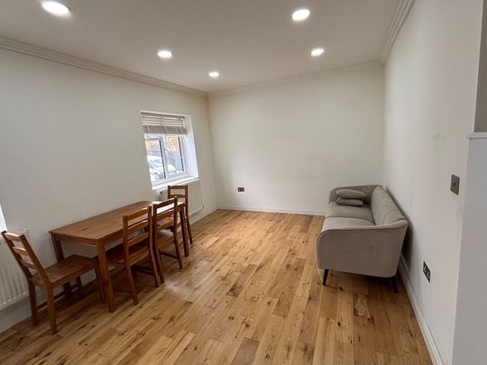 3 Bed Maisonette, Ilford, IG1 - Photo 1