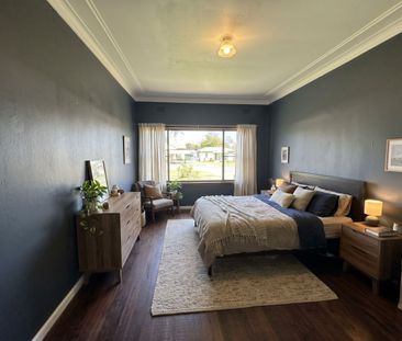 Convenient Living in a Central Penrith Location - Photo 3