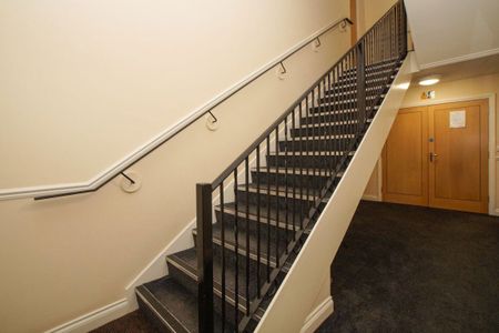 Apartment in Watermans Walk, Carleton Grange, Carlisle - Photo 2