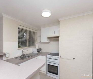 Self Contained Unit in Fadden - Photo 4