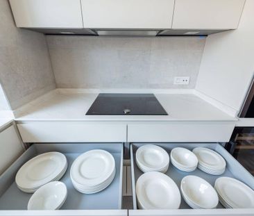 Luxury penthouse for rent in Madrid, Autonomous Region of Madrid - Photo 6