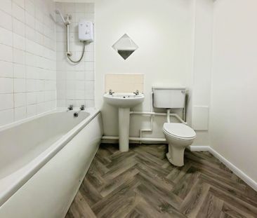 Wingrove Drive, Wingrove Drive, Purfleet-On-Thames, RM19 - Photo 6