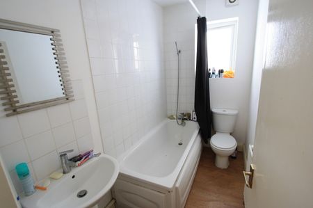 Studio Flat, Heathfield Road, CR0 - Photo 4