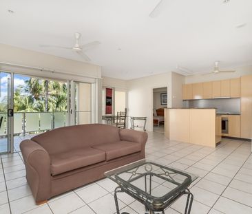 TWO BEDROOM UNIT IN CONVENIENT LOCATION - Photo 3