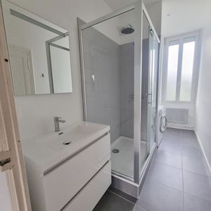 Location Appartement 1 pièce 36m² - Photo 3