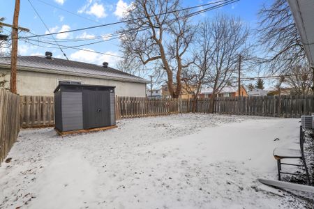 For Lease - 940 BRANT Upper unit Street Unit# upper unit, Vanier and Kingsview Park, Ontario - Photo 3