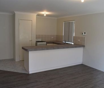 32B Marquis Street, Bentley - Photo 3