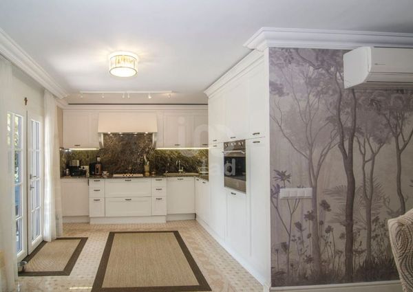 Barcelona, Catalonia 08870