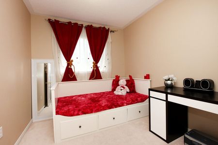 For Lease - 37 Ancestor Drive, Brampton, Ontario - Photo 2