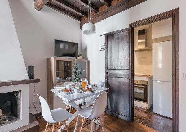 Via del Mattonato, Rome, Lazio 00153