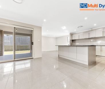 19 Dalmatia Avenue, Edmondson Park, NSW 2174 - Photo 5