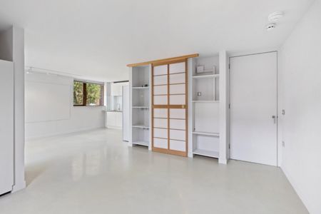 1 bedroom Flat To Let - Photo 5