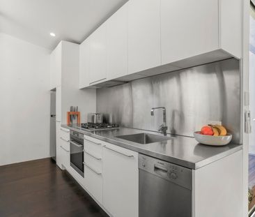 54 White Street, Lilyfield NSW 2040 - House For Rent | Domain - Photo 3