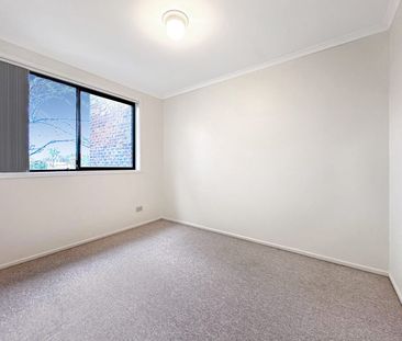 3 BEDROOM TOWNHOUSE IN CENTRAL LOCATION PRE-REGISTRATION REQUIRED F... - Photo 3