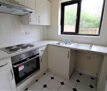 1 bedroom terraced house to rent - Photo 5