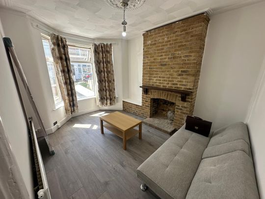 3 Bed Terraced House, St. Awdrys Road, IG11 - Photo 1