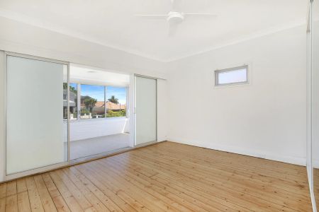 Rejuvenated Family Home in Prime Location - Photo 2
