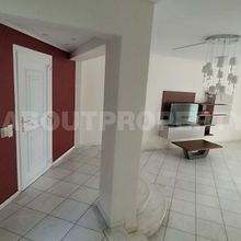 Μεζονέτα για ενοικίαση - Άνοιξη, - Φωτογραφία 1