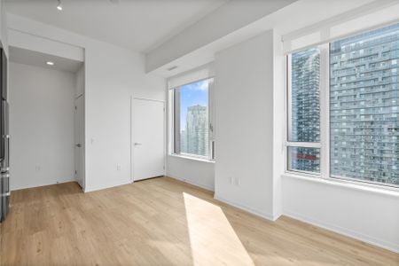 For Lease - 101 Roehampton Avenue Unit# 1711, Toronto, Ontario - Photo 5