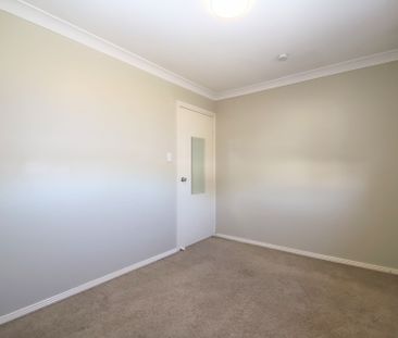 Well Presented Three Bedroom Villa - Photo 6