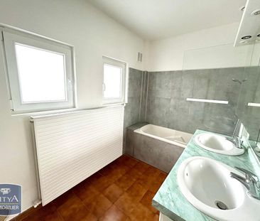 Location Maison 4 pièces 83m² LA CHAPELLE D ARMENTIERES 59930 - Photo 3