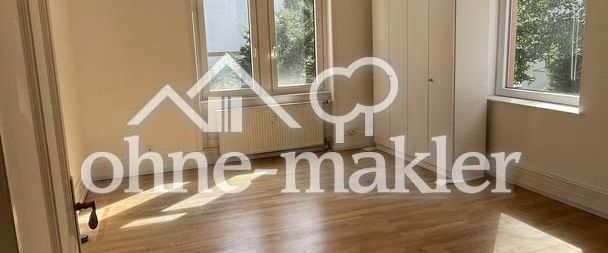 Helle Altbauwohnung mit Wintergarten - Photo 1