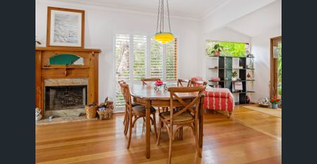 Spacious 4-Bedroom Home in Prime Mount Martha - Photo 3