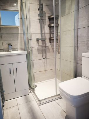 Stunning En-Suite Rooms - Prime Location - Photo 1