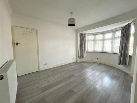 3 bedroom terraced house to rent - Photo 4