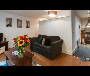 2 bedroom flat to rent - Photo 1