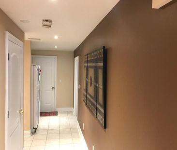 For Lease - 45 Farnham Drive, Richmond Hill, Ontario - Photo 4