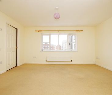 1 bedroom coach house to rent - Photo 4