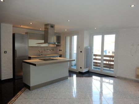 Location Appartement 2 pièces 52m² CHAMBERY 73000 - Photo 2