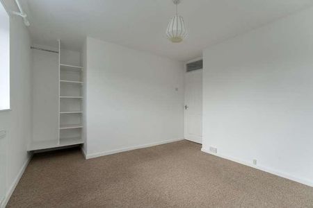 East Street, Stamford, PE9 - Photo 2