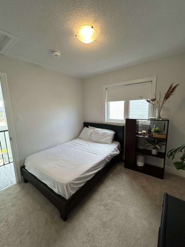 For Lease - 129 Union Boulevard, Wasaga Beach, Ontario - Photo 4