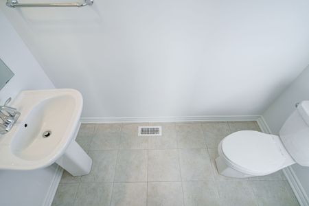 For Lease - 3149 Meadowridge Drive, Oakville, Ontario - Photo 4