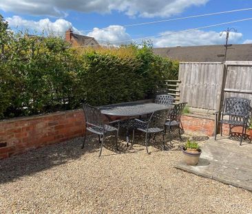 2 bedroom house to rent - Photo 1