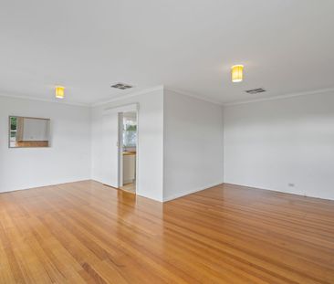 EVERYTHING YOU NEED! - Photo 1