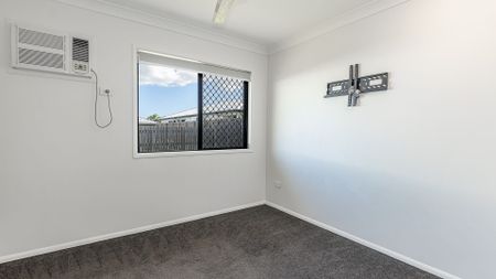 8 Shale Circuit, Cosgrove - Photo 4