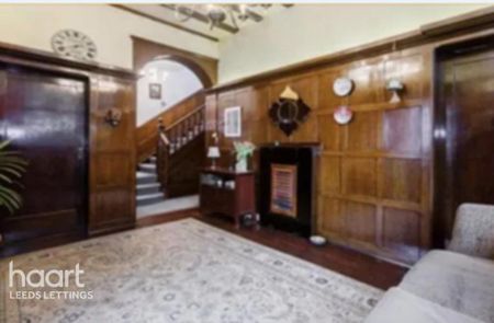 6 bedroom detached house to rent - Photo 3