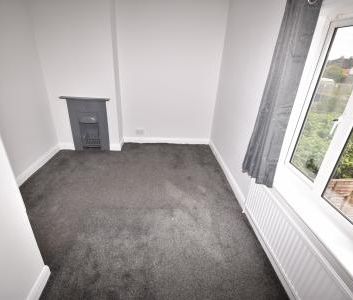 George Street, Sleaford, NG34 - Photo 2