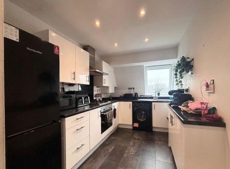 2 bedroom apartment to rent - Photo 3