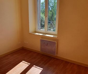 Location Appartement 2 pièces 27m² SEVREMOINE 49230 - Photo 4