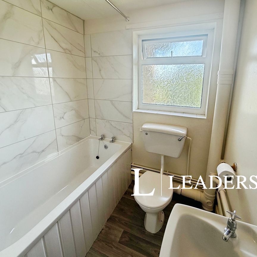 2 bedroom apartment to rent St. Anthony's Court, Boothen Green, Stoke-on-Trent, ST4 - Photo 1