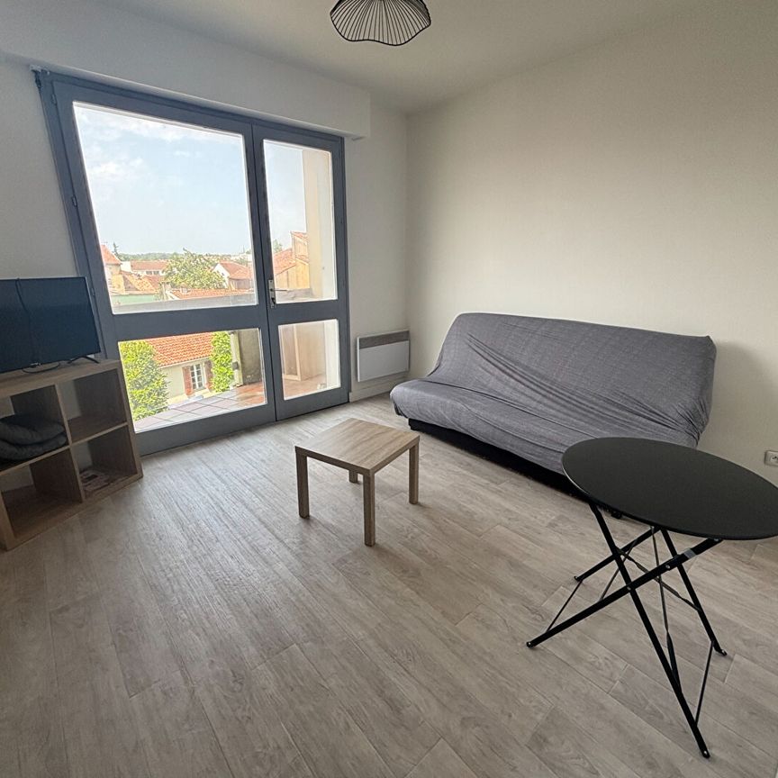 Location Appartement 1 pièce 19m² - Photo 1