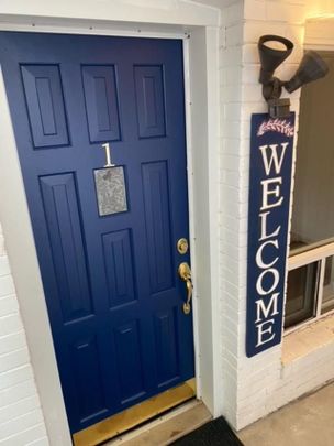 For Lease - 531 Woodbine Avenue Unit# Lower Unit, Toronto, Ontario - Photo 1